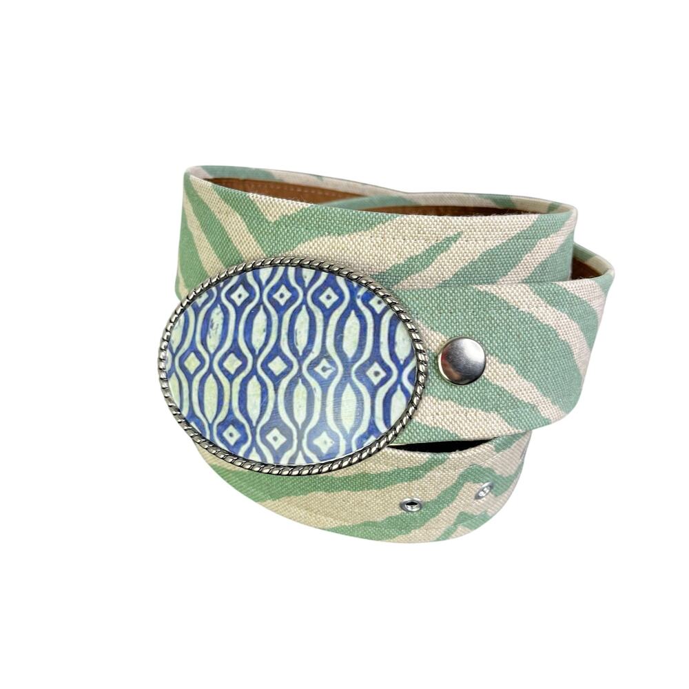 Loopty‎ Loo Canvas Belt Womens L Green Animal Print Preppy Blue artsy buckle